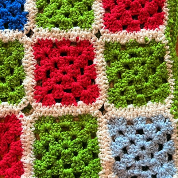Colorful crocheted granny square afghan throw blanket 48" by 53" - Picture 4 of 6